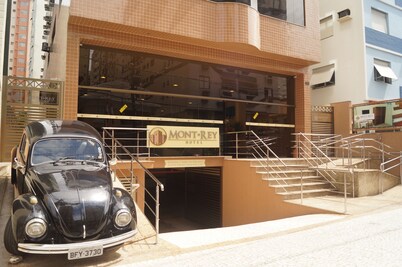 Mont Rey Hotel
