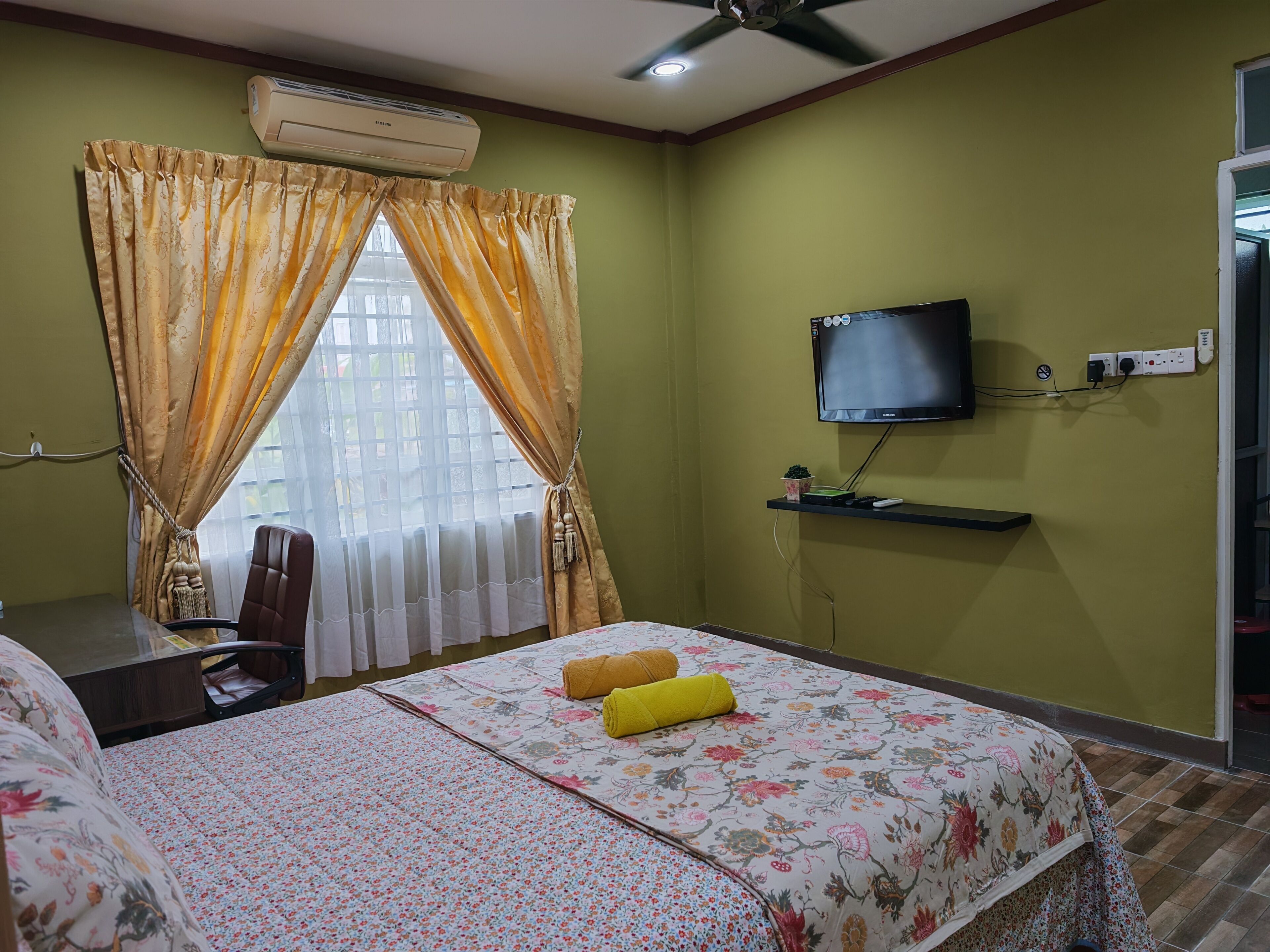 Habitació Comfort, 1 llit de matrimoni (Jaze 3) | Escriptori, cortines opaques i habitacions insonoritzades 