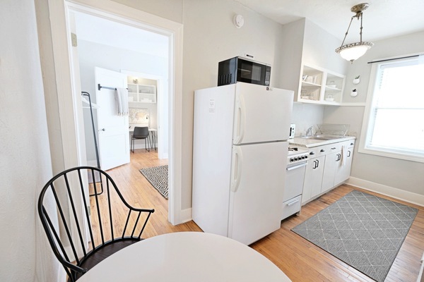 Fridge, oven, stovetop, toaster