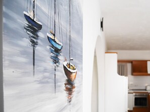 Fridge, microwave, oven, stovetop - Ta' Rozi apartment close to the beach in Bugibba (San Pawl il-Bahar)