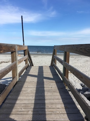 Strand