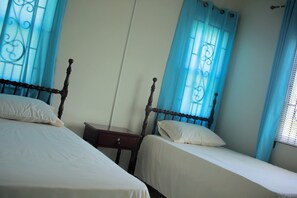 2 Schlafzimmer, Bügeleisen/Bügelbrett, Internetzugang, Bettwäsche