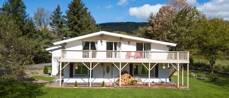 المنشأة من الخارج