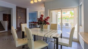 Dining - Greice Homes - Villa Oriente (Vilamoura)