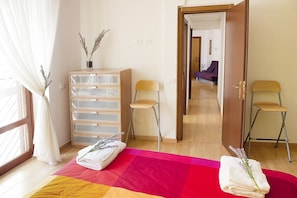 7 bedrooms, soundproofing, iron/ironing board, free WiFi