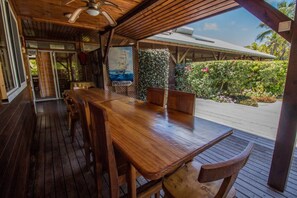 Comfort-Doppelzimmer, 1 Queen-Bett, Nichtraucher | Terrasse/Patio