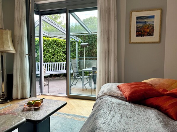 1 bedroom, desk, iron/ironing board, free WiFi