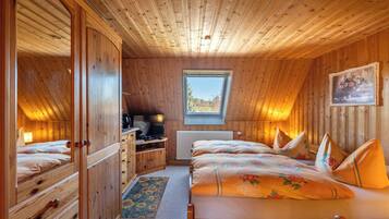 1 chambre, fer et planche à repasser, lit parapluie, Wi-Fi gratuit