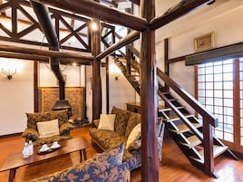 Suite Royal, no fumadores (Private Onsen, Fireplace & Tatami) | Caja fuerte, escritorio, wifi gratis y ropa de cama