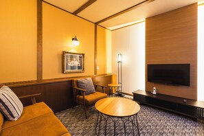 In-room safe, desk, free WiFi, bed sheets - Hotel Jogakura (Aomori)