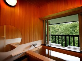 Comfort Twin Room | Bathroom | Free toiletries, hair dryer, slippers, bidet