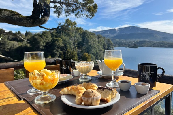Desayuno continental incluido todos los días