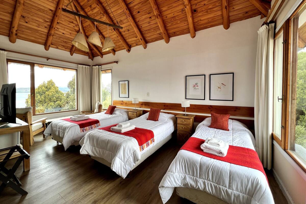 panoramic triple room | 1 bedroom, in-room safe, blackout curtains, soundproofing