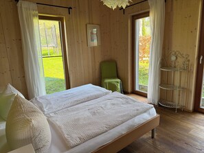 2 quartos, Wi-Fi de cortesia, roupa de cama