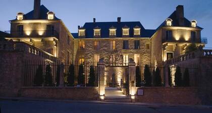 GĂźte de Charme "Les pierres de Tiphaine" Ă Montignac-Lascaux