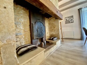 Interior - Charming cottage "Les Pierres de Tiphaine" in Montignac-Lascaux (Montignac)