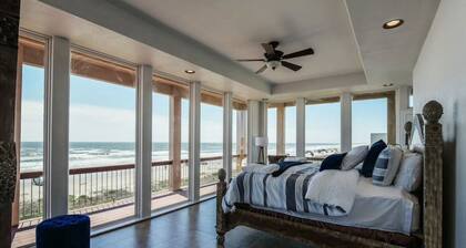 Beachfront Retreat with Panoramic Ocean Views