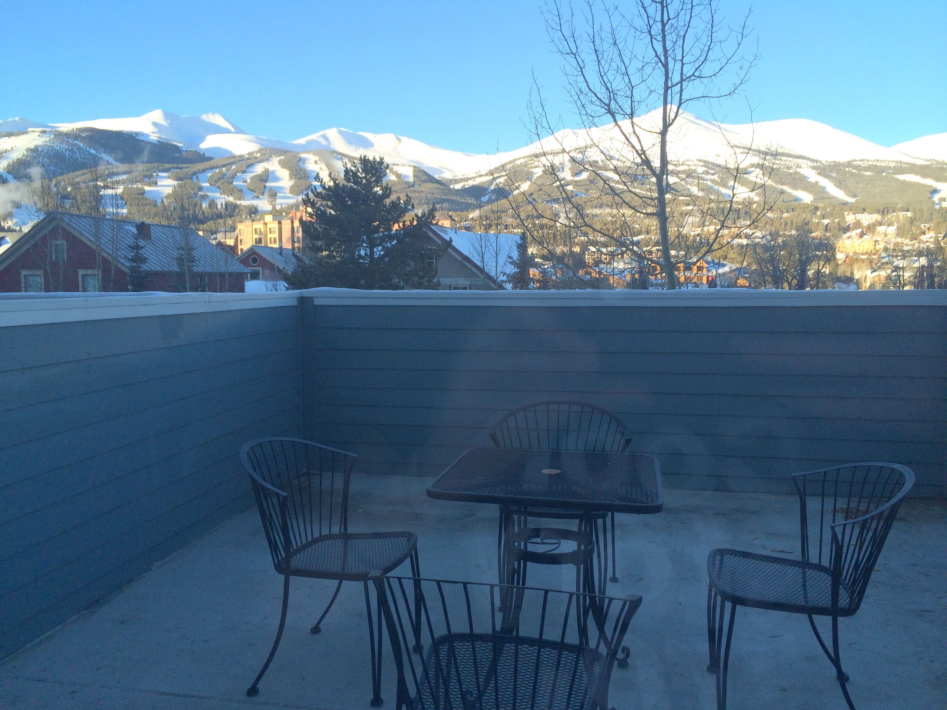 Large 2 bedroom 2 story townhome close to town and gondola