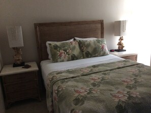 1 bedroom, in-room safe, desk, iron/ironing board
