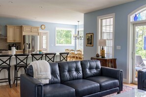 Smart TV, fireplace, video games, DVD player