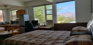 1 makuuhuone, työpöytä, ilmainen Wi-Fi, vuodevaatteet