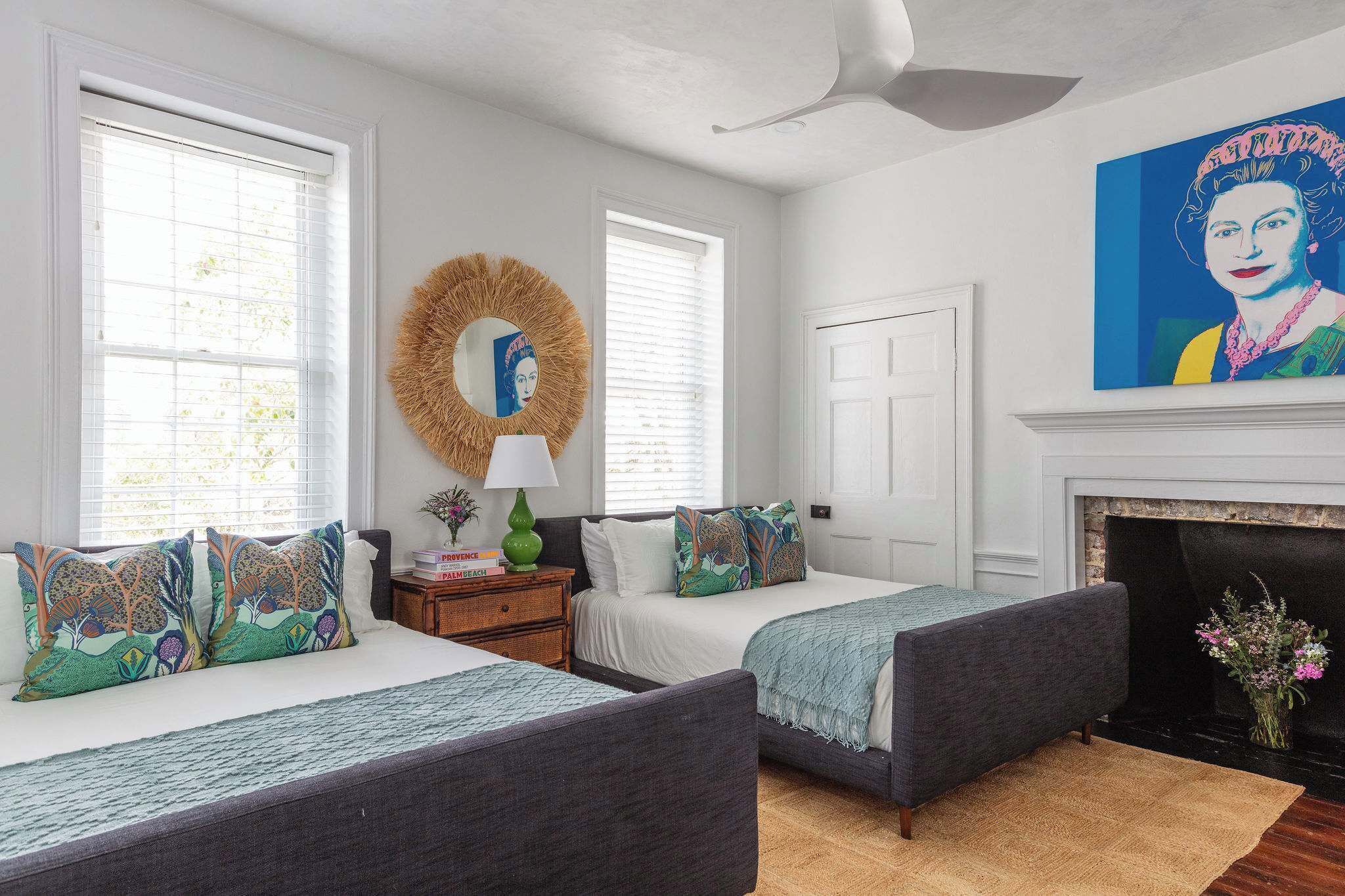 4 Schlafzimmer, Schreibtisch, Bügeleisen/Bügelbrett, Reisekinderbett