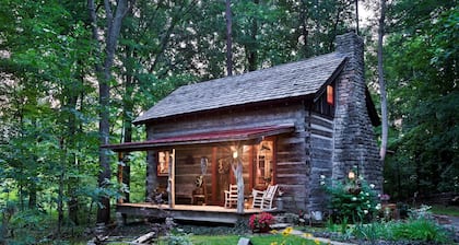 Captain's Cabin Bed & Breakfast: histórico y romántico