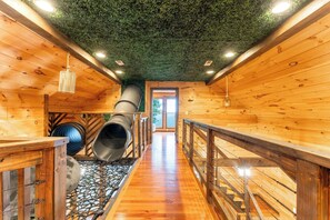 Interior - Big Time Hill Cabin with an indoor pool, hot tub, & great views! (Bryant)