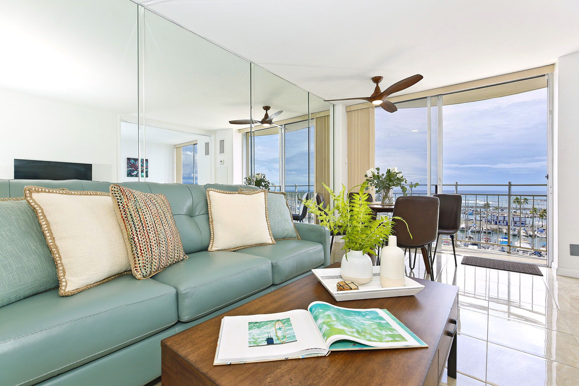 Waikiki Ocean & Yacht Harbor Views! Short Walk to Beach, Shops & Restaurants!
