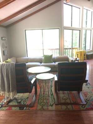 TV, caminetto, Netflix, Hulu