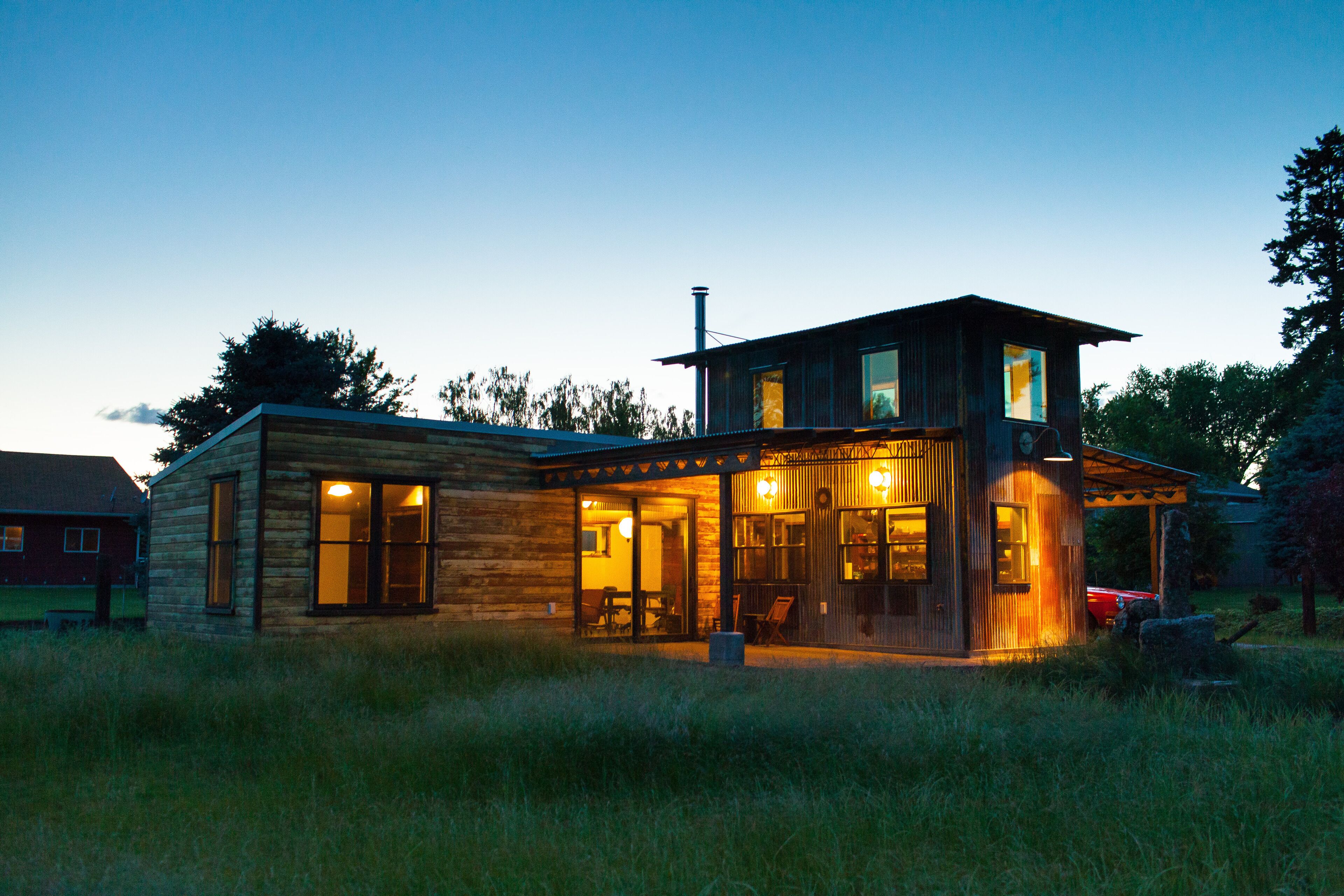 An artistic and sustainably built home in a semi rural setting of Walla Walla.
