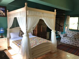 格那娜达, 四人房, 海景 | 埃及棉床单、特色装修、办公桌、遮光窗帘