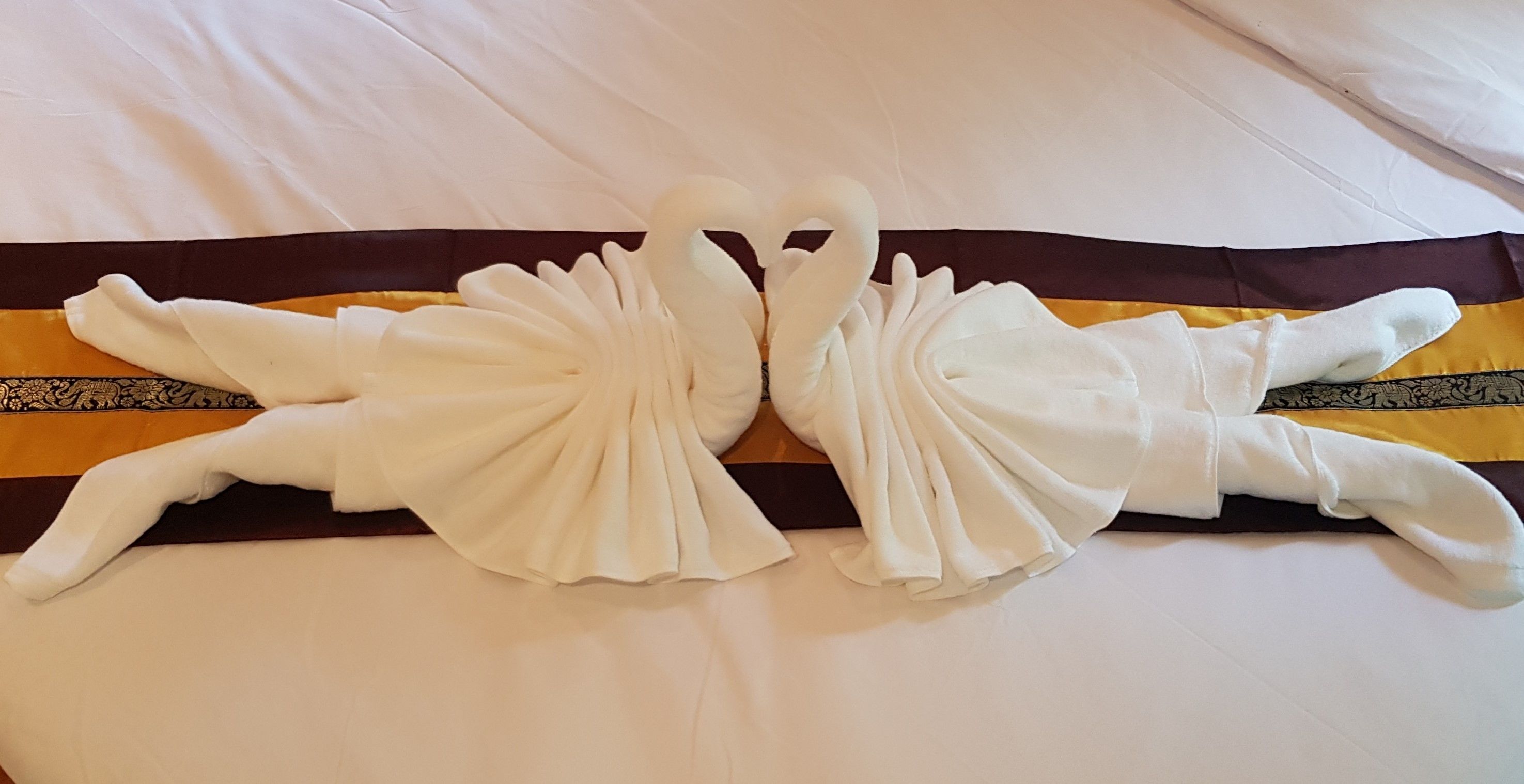 deluxe room | 1 bedroom, in-room safe, individually decorated, individually furnished