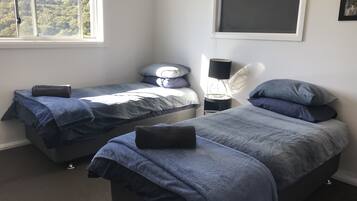 Comfort-mökki, 3 makuuhuonetta, vuoristonäköala, vuorten lähellä | 3 makuuhuonetta, työpöytä, pimennysverhot, silitysrauta/-lauta