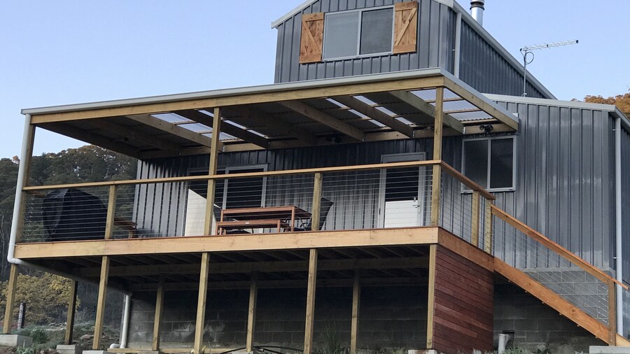 Derby Digs Barn