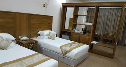 Famous Hotel Loikaw