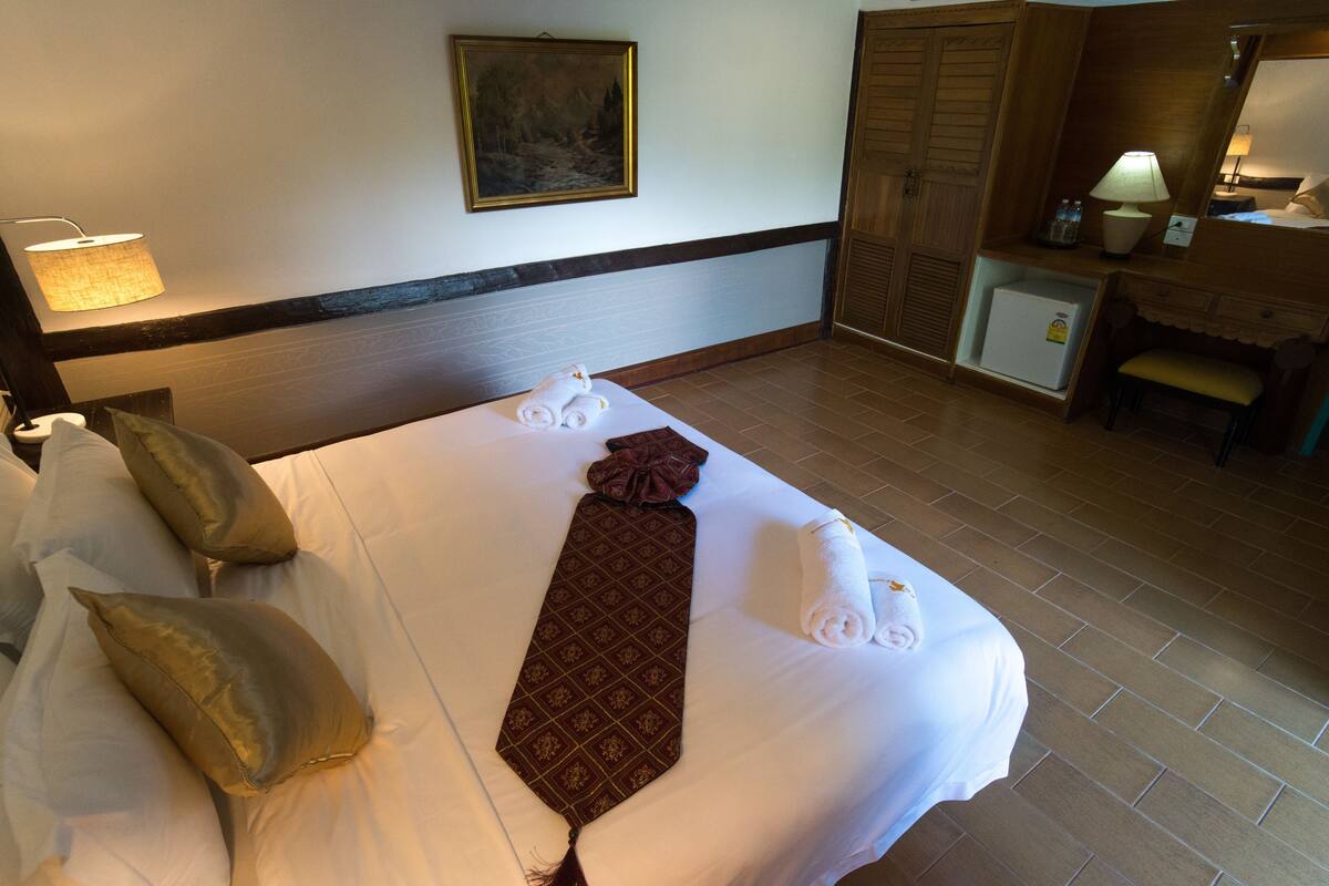 Standard Double Room | Blackout drapes, soundproofing, free WiFi, bed sheets