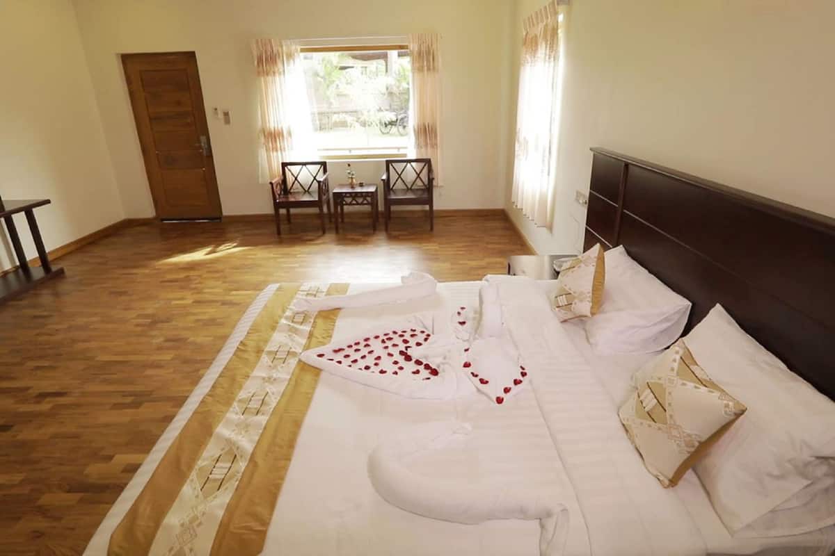 Deluxe Room | Minibar, desk, soundproofing, free WiFi