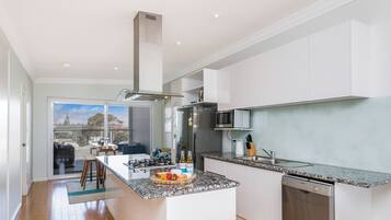 Fridge, microwave, oven, dishwasher