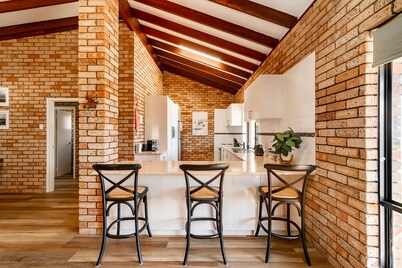 Ocean View Retreat - Best Views in town