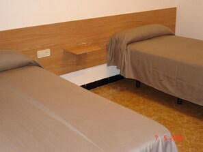 免费 WiFi、床单