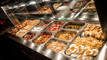Tägliches Frühstücksbuffet gegen Gebühr