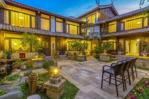Property grounds - Lijiang E Outfitting Boutique Hotel (Lijiang)