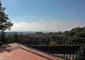 Balcony - Magma Guest House (Ragalna)