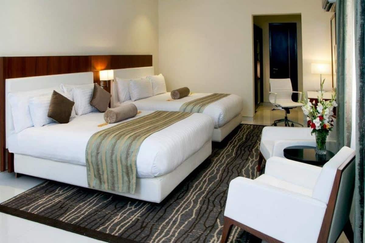 deluxe twin  | in-room safe, desk, blackout curtains, iron/ironing board