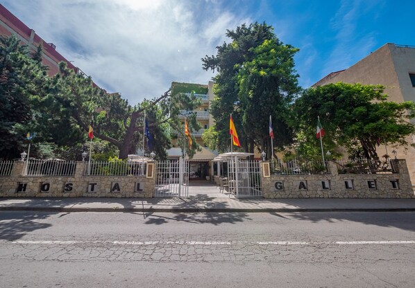 Property entrance - Hotel Gallet (Roses)