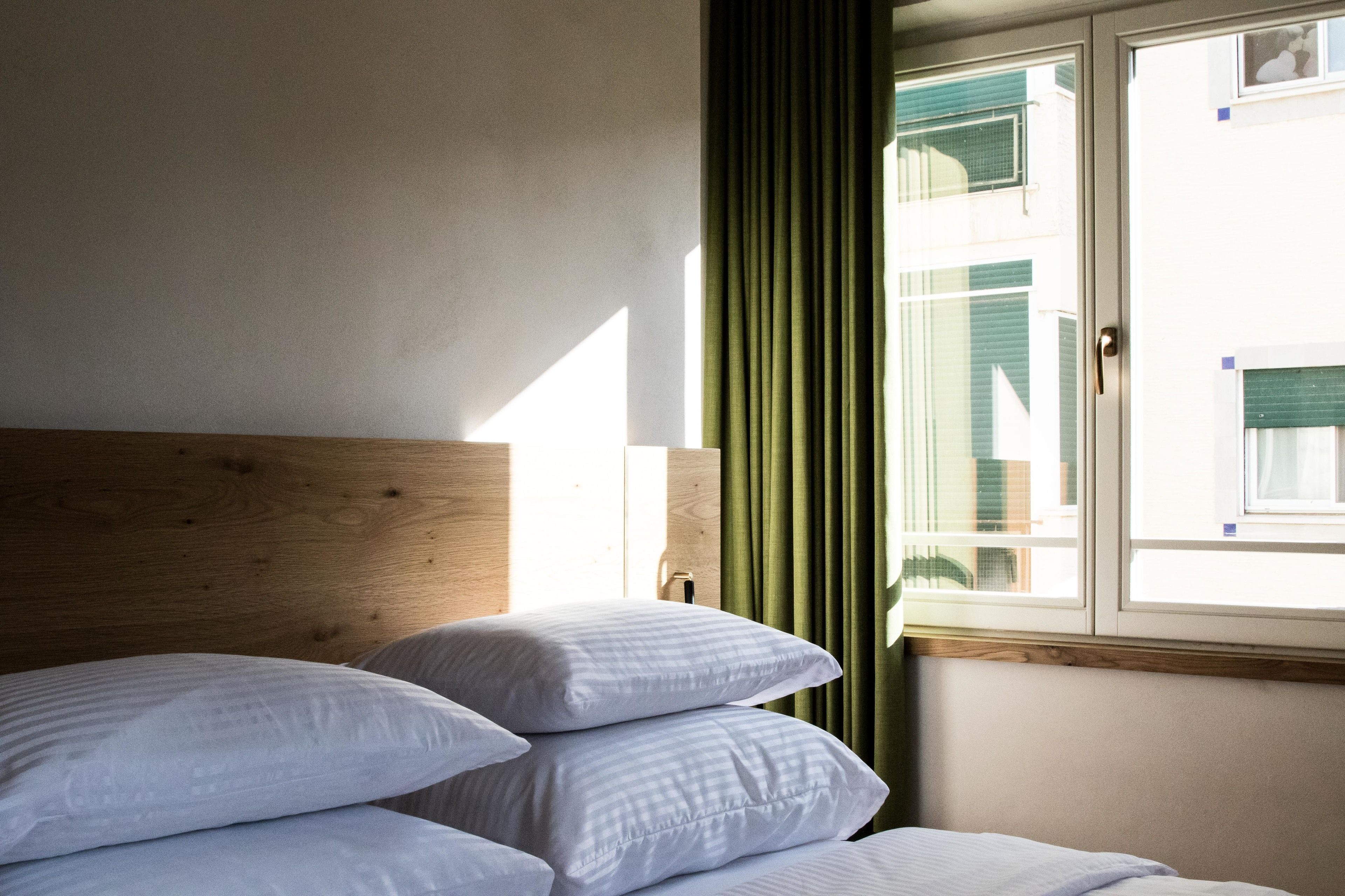 classic triple room | 1 bedroom, minibar, in-room safe, desk