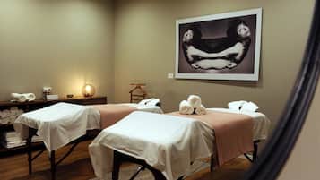 Salas de tratamiento para parejas y masajes con piedras calientes