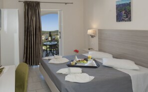 Standard Double Room | In-room safe, desk, soundproofing, free cots/infant beds - Saint George Palace Hotel - All inclusive (Corfu)