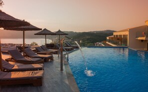 2 piscinas al aire libre